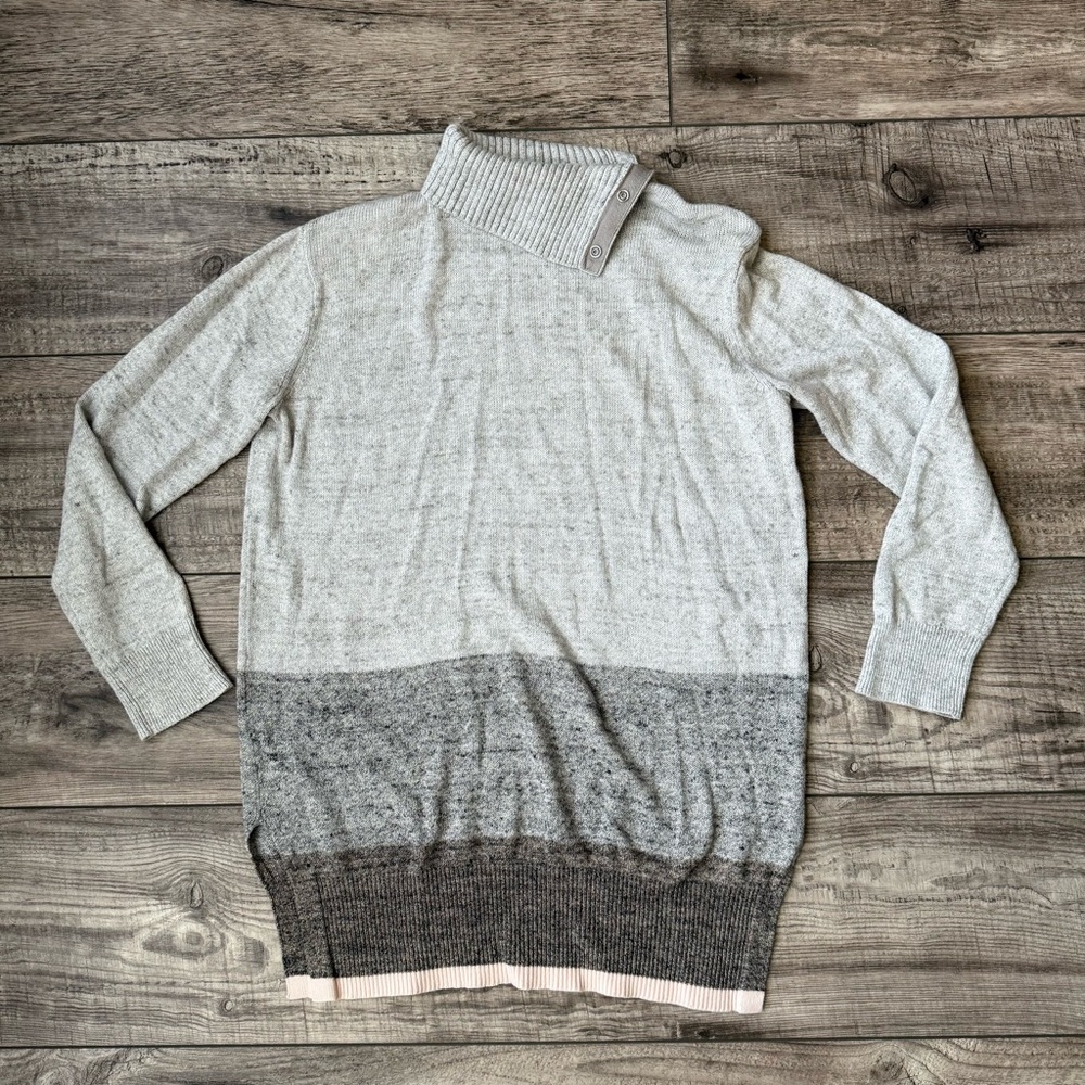 Color blocked tunic turtleneck sweater - GAP